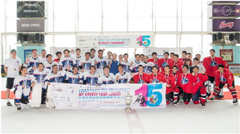 香港業餘冰球會巨人隊歷史性奪得邀請賽金盃組冠軍